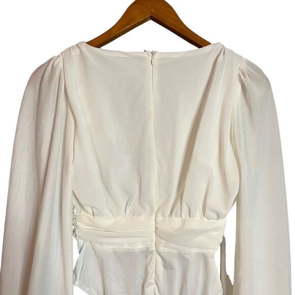 NWT! PrettyLittleThing white me she ruched body suit - Picture 14 of 15